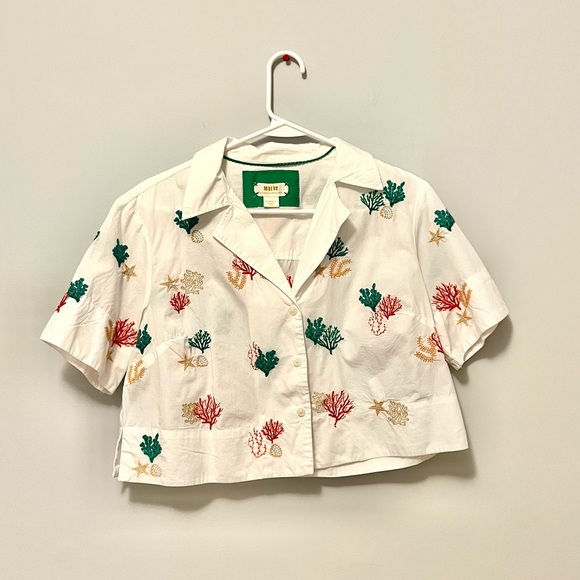 anthropologie • coral reef seashell cropped button up short sleeve collar shirt - Picture 6 of 17